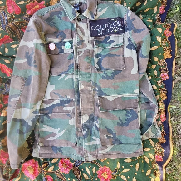 Upcycled bob marley army jacket - Picture 2 of 2